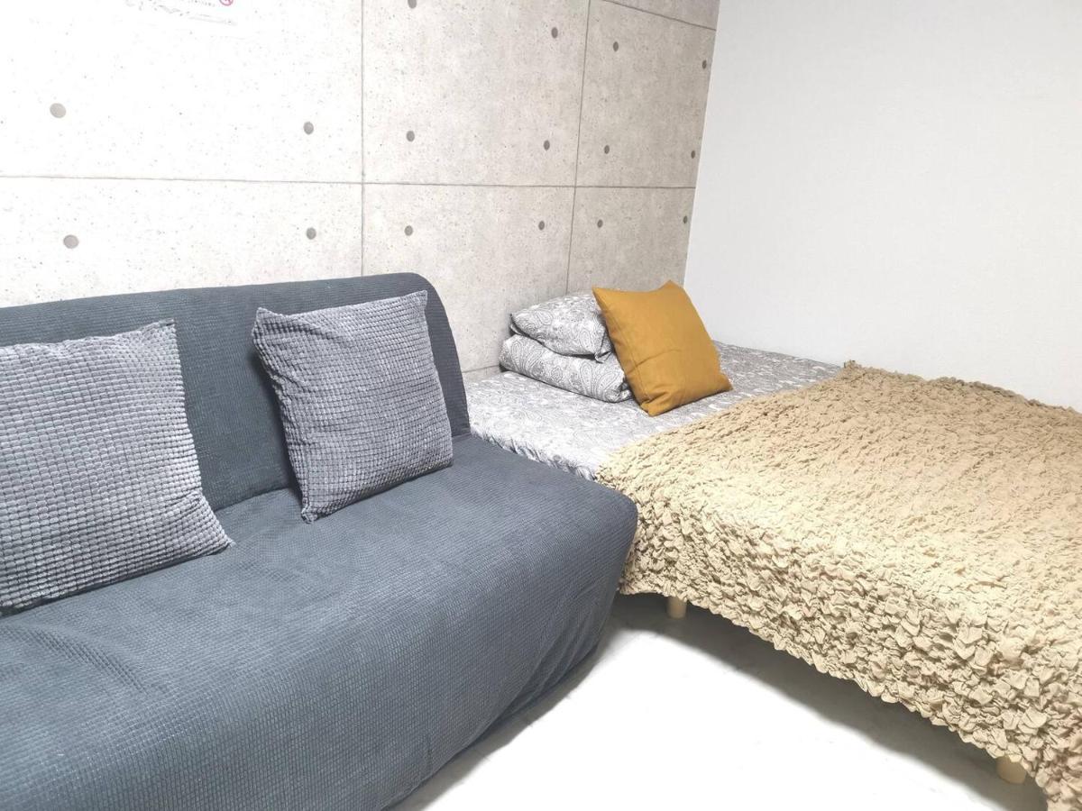 Gm -- Self Check-In -- Room Number & Password Is In The Following Email Tokyo Exterior photo